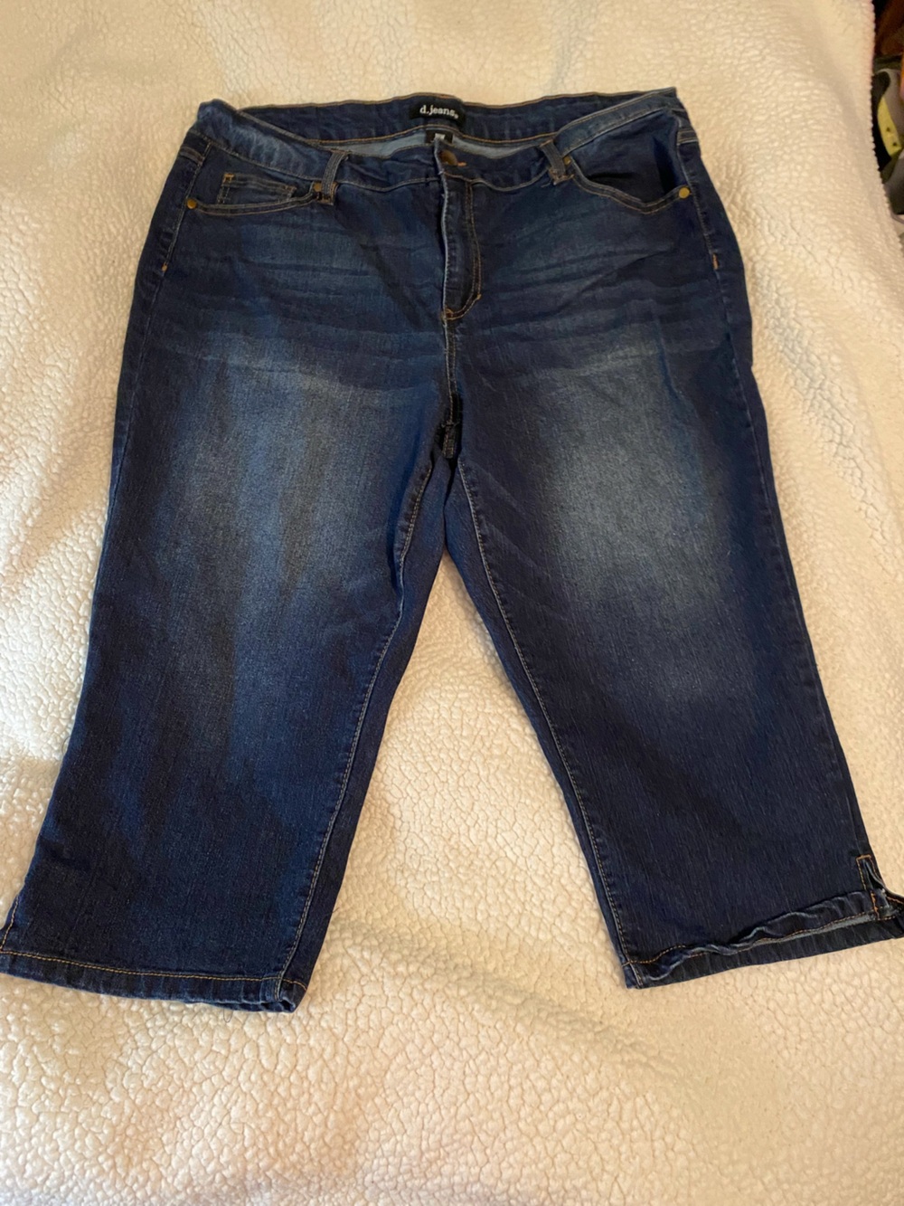DJeans Womens jean capris size 18w